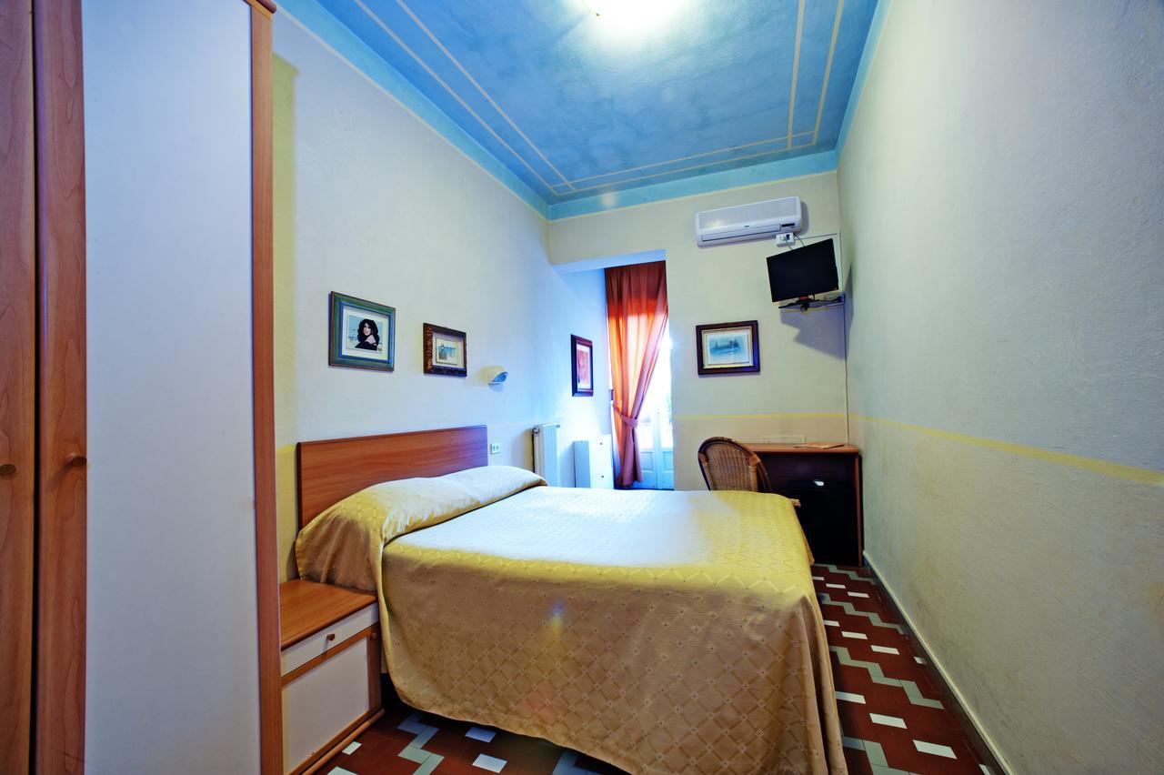Hotel Luciana Marina di Massa Exteriér fotografie